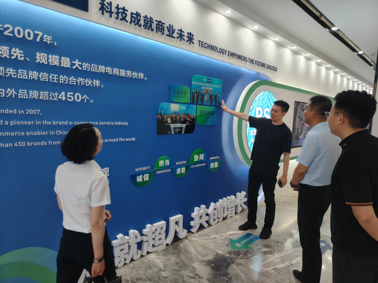 區人社局與陜西理工大學簽訂人才與戰略合作協議4.jpg